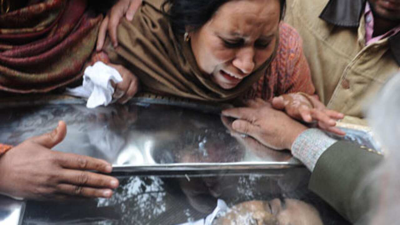 Nitin_funeral_01101_B_getty_297197628