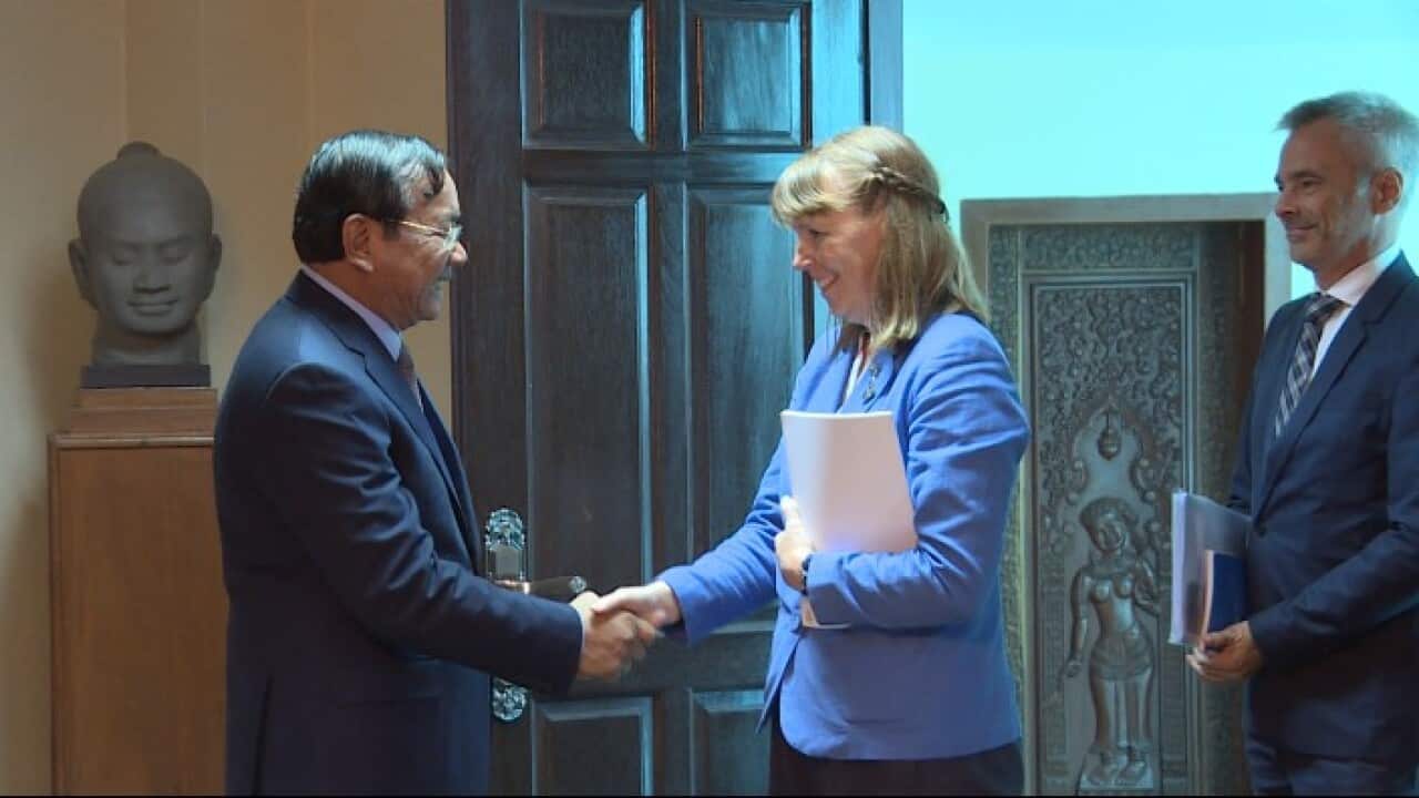 Cambodia Minister of Foreign Affairs Prak Sokhon and UN Special Rapporteur on Human Rights Rhona Smith