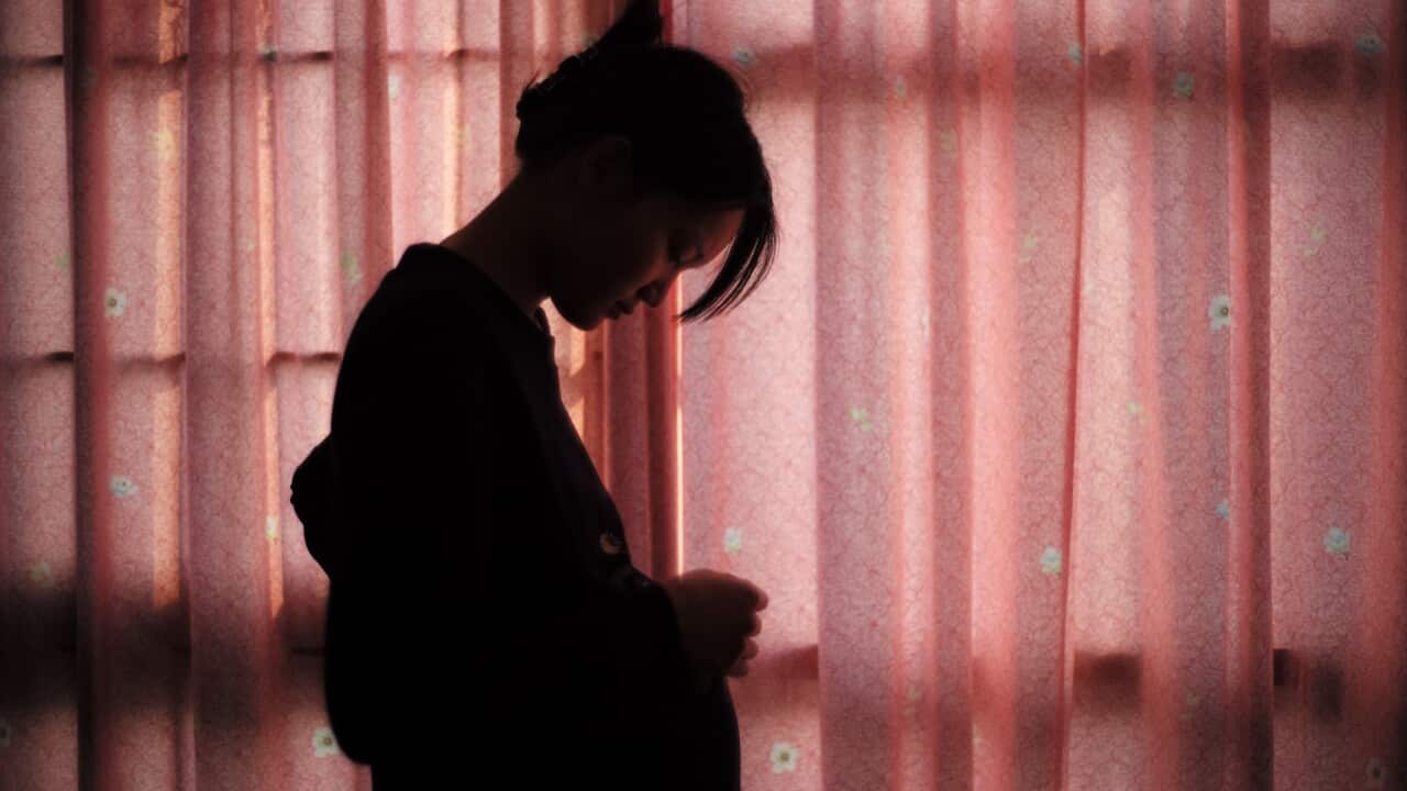 Picture of Lili, the surrogate Mum in Lili Alone