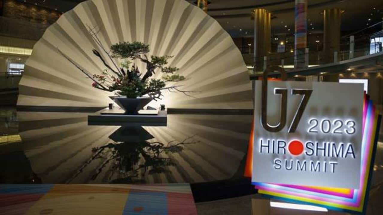 The interior decoration and G7 logo.jpg