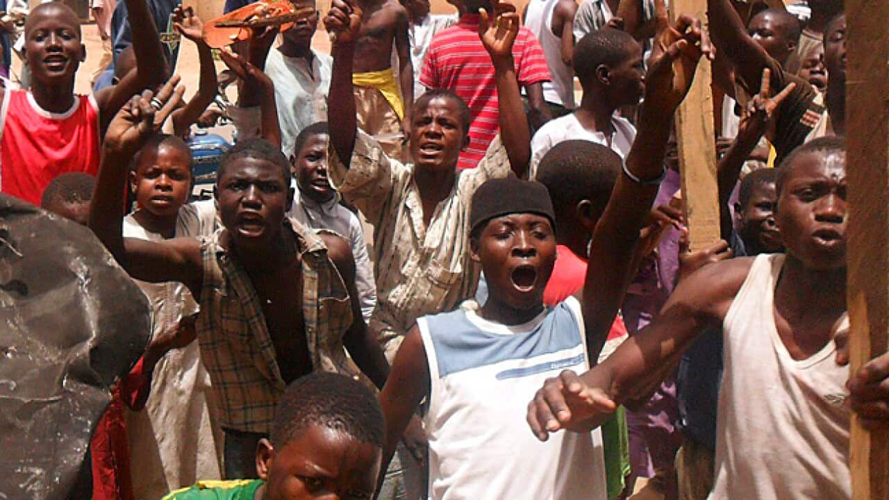 nigeria_riots_2_L_110419_aap_340753228