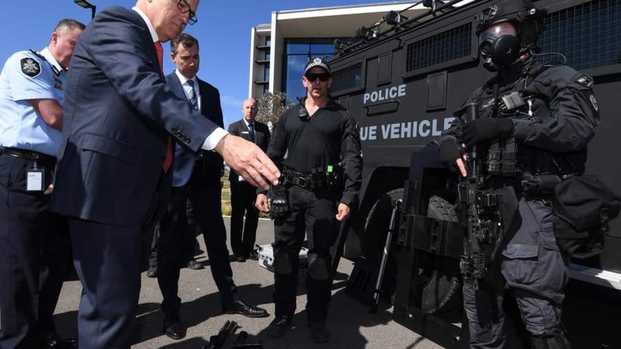 Malcolm Turnbull during a tour of the AFP Forensics Facility