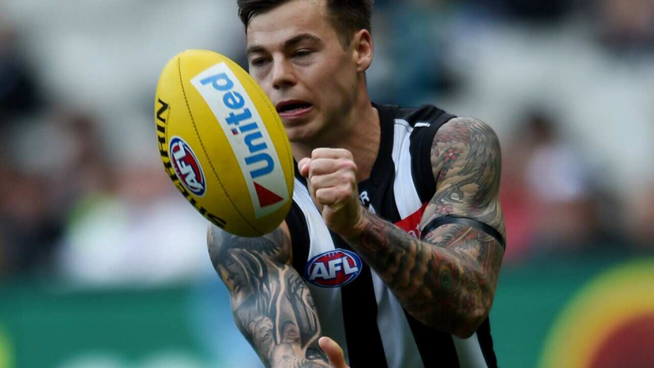 Jamie Elliott of the Magpies