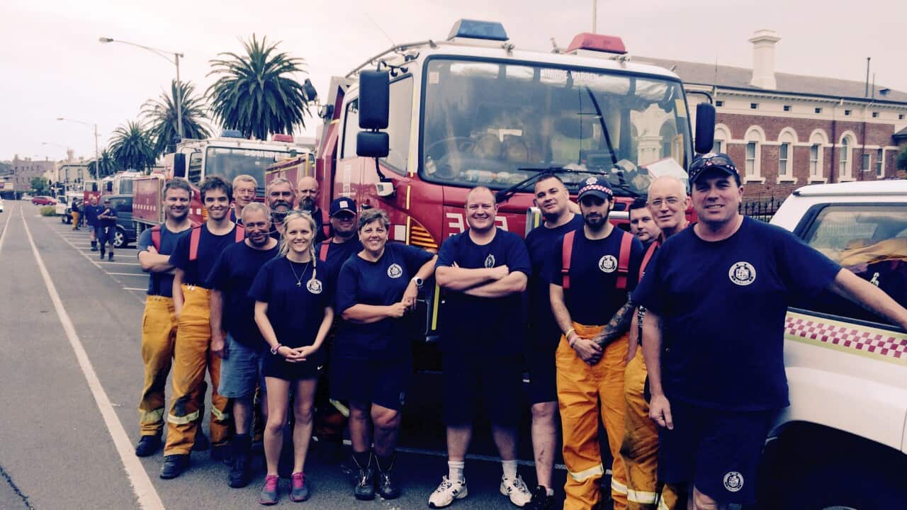 CFA volunteers from District 8 in Melbourne's southeast prepare to leave Ararat, Victoria after a hard day fighting fires at nearby Moyston. (AAP)