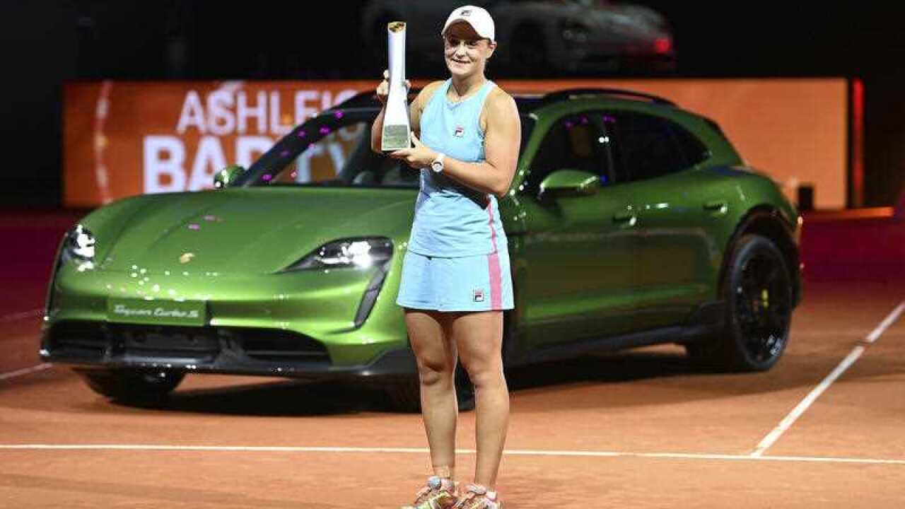 La australiana Ash Barty gana en Stuutgart