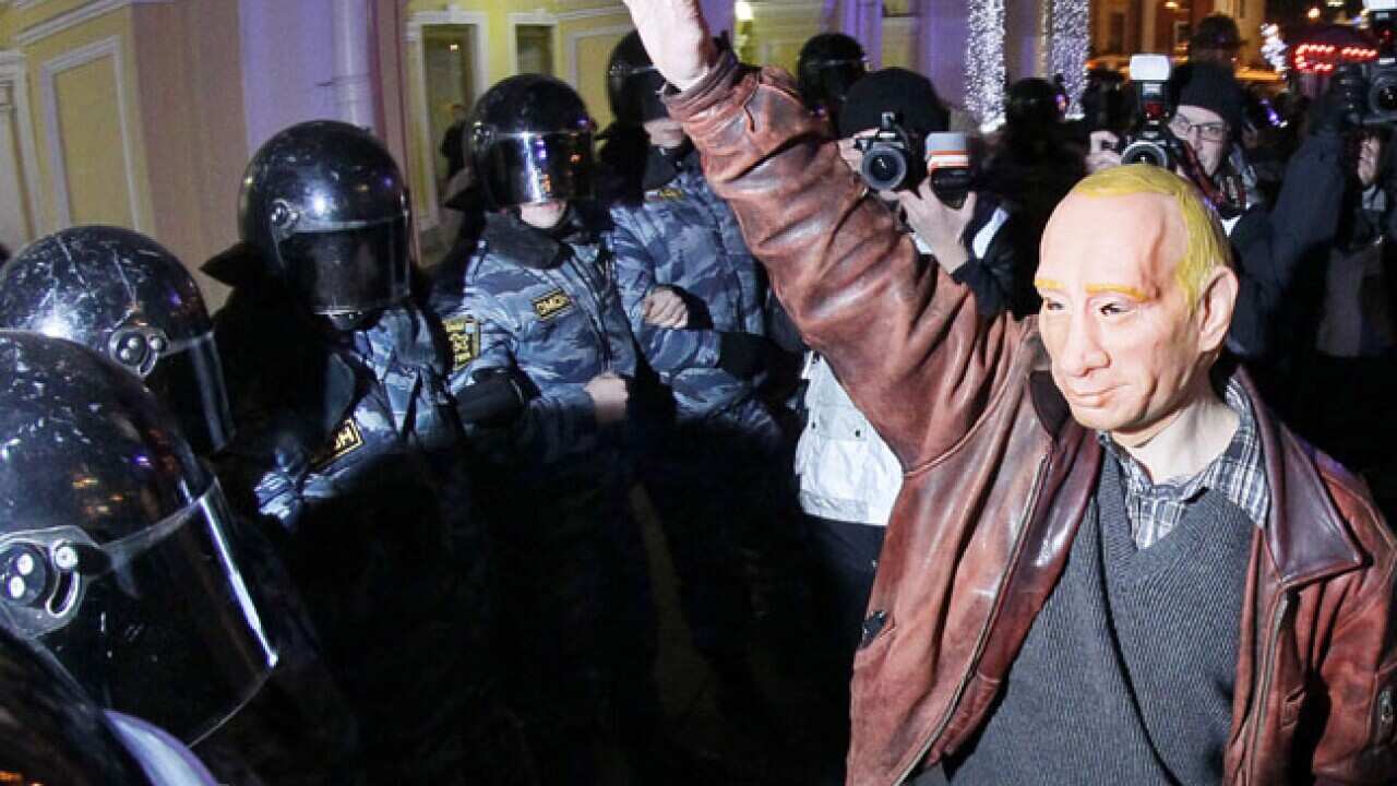 russia_protests_101211_b_aap_719238582