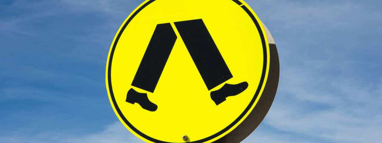 Pedestrian crossing warning sign