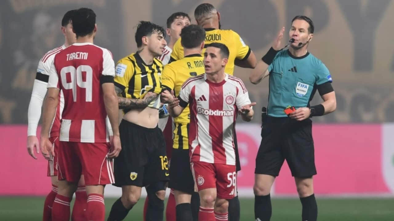AEK OLYMPIAKOS.png