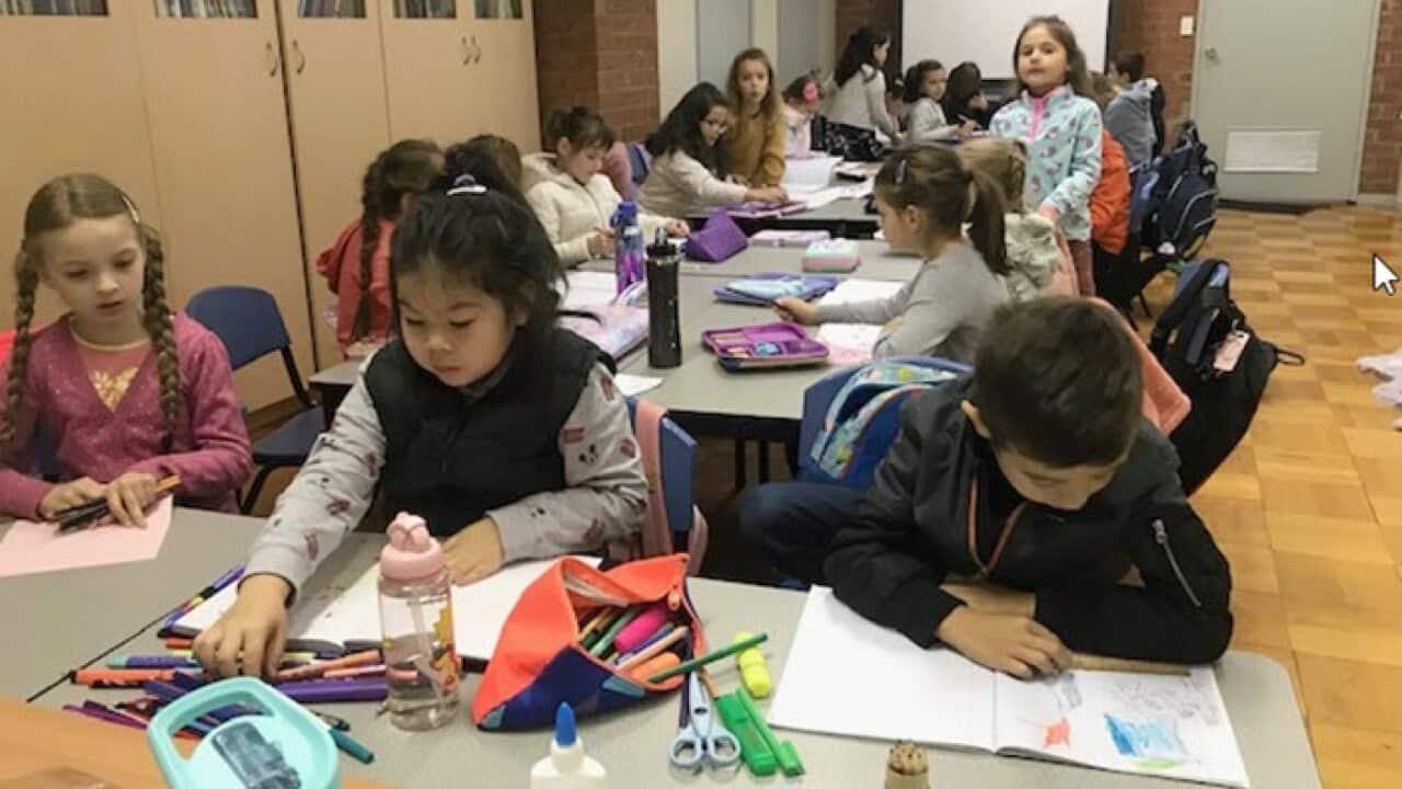 Djaci u skoli srspkog jezika Vuk Stefanović Karadzić