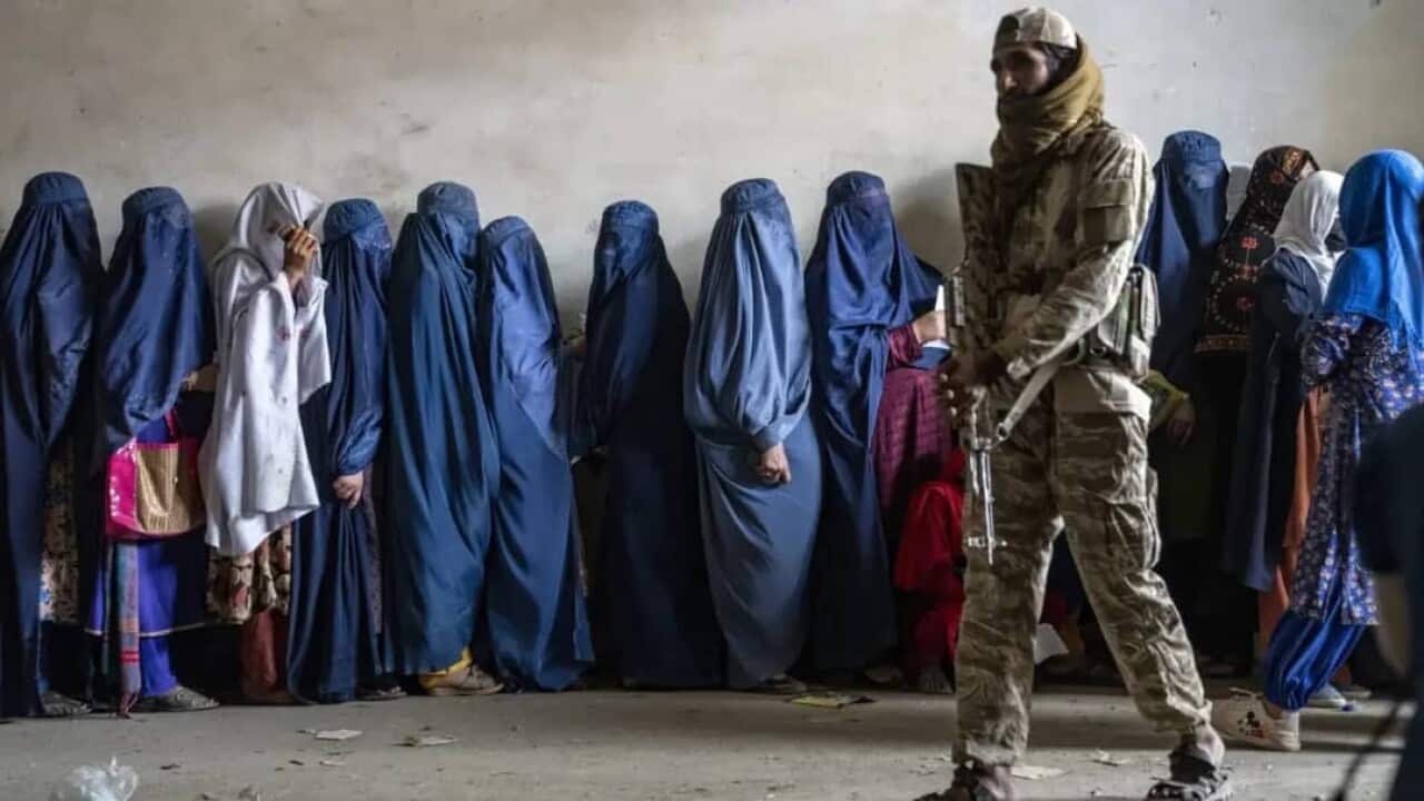 Afghan women under Taliban.jpg