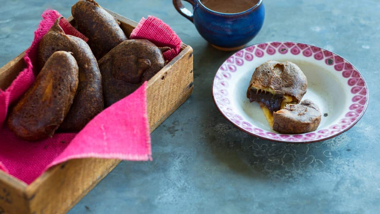 Double fried plantain, mozzarella and jam sandwich (aborrajados)