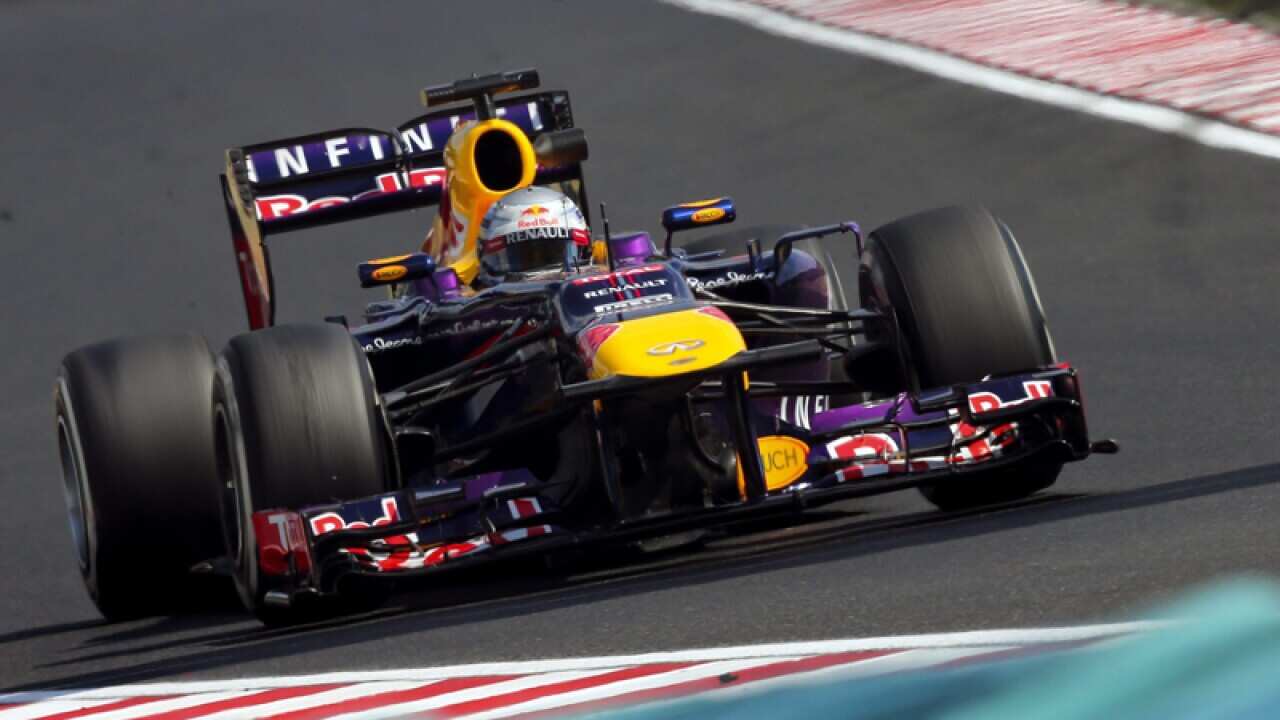 Vettel, Webber fastest in F1 practice