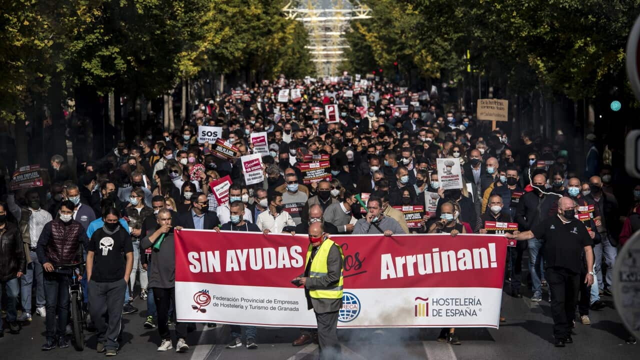 Hotel and restaurant workers rally in Granada to demand economic support