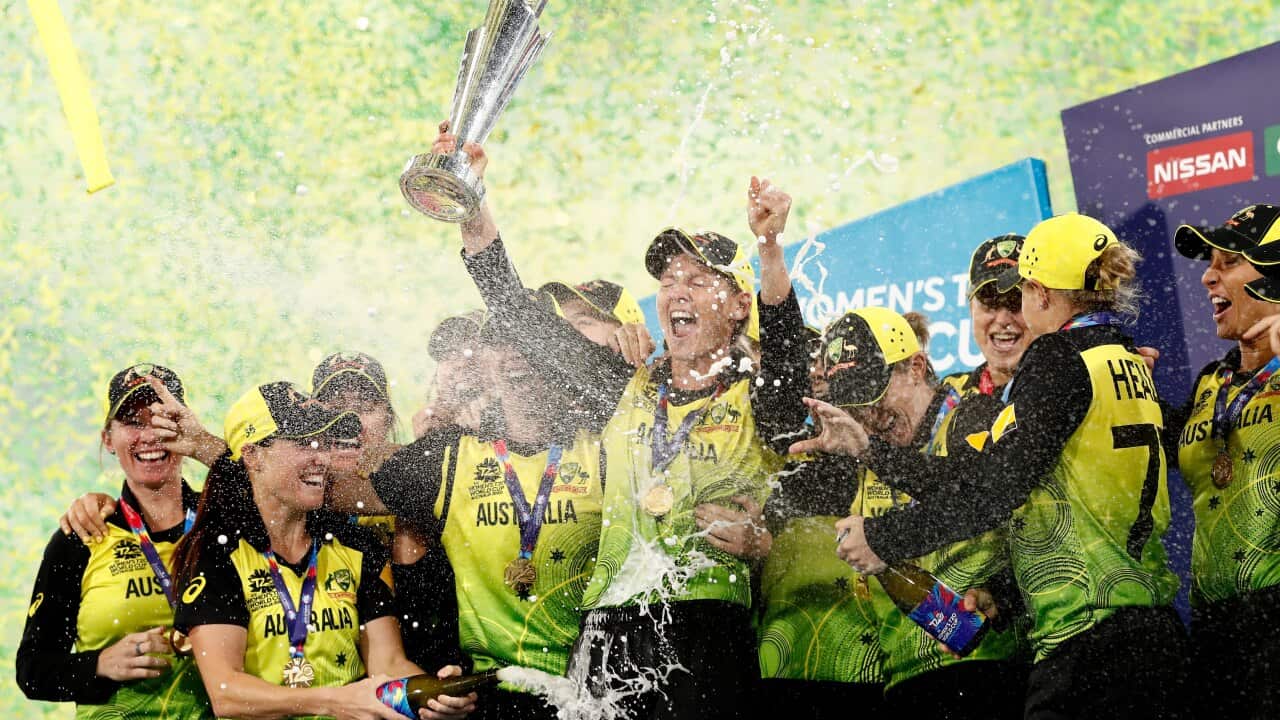 Australia's T20 Women's team celebrates
