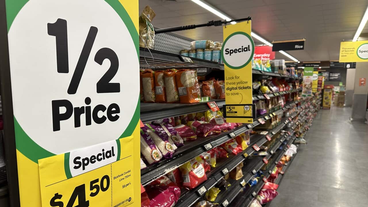 WOOLWORTHS WAREHOUSE STRIKE STOCK