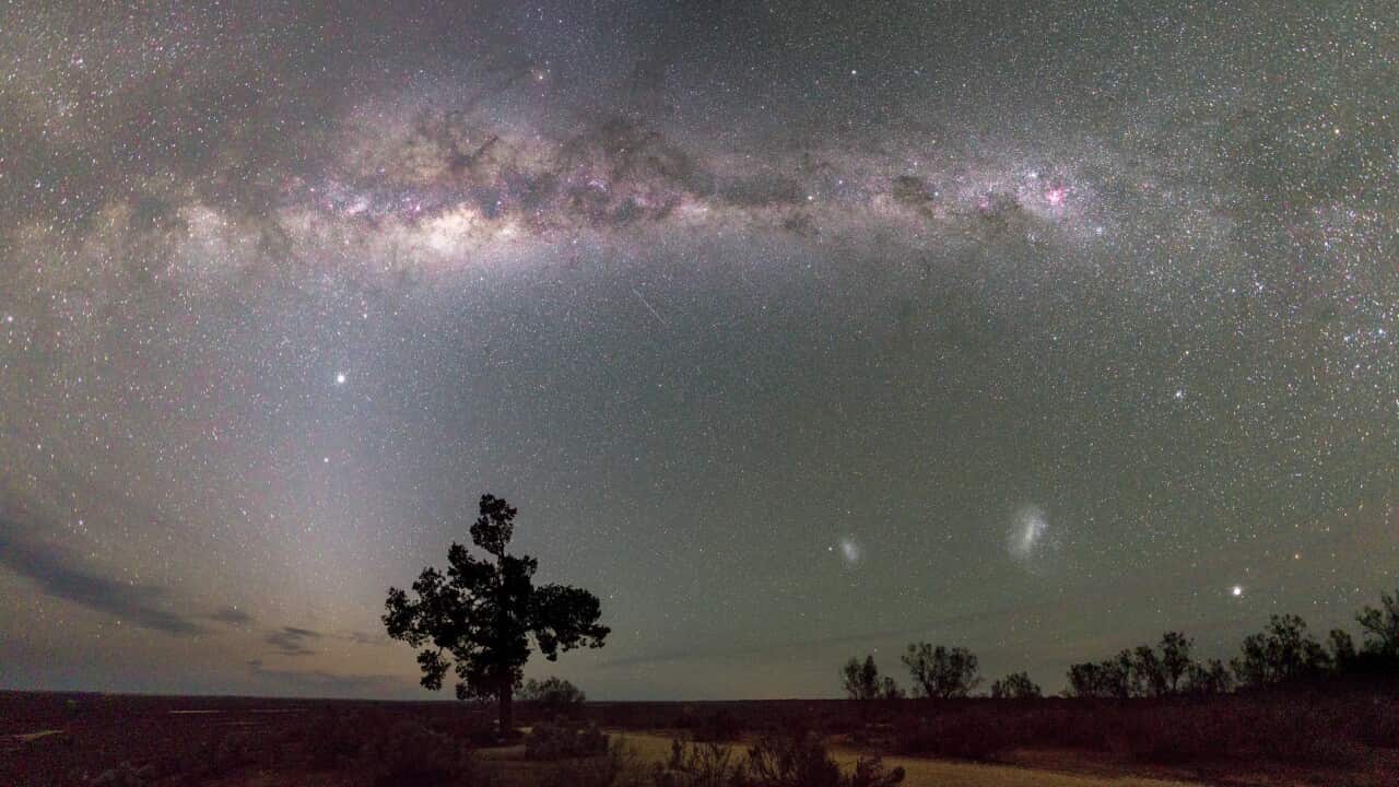 Emu_Milky_Way.jpg