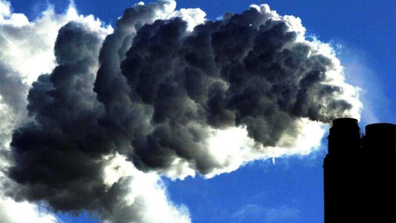 emissions from coal power plant