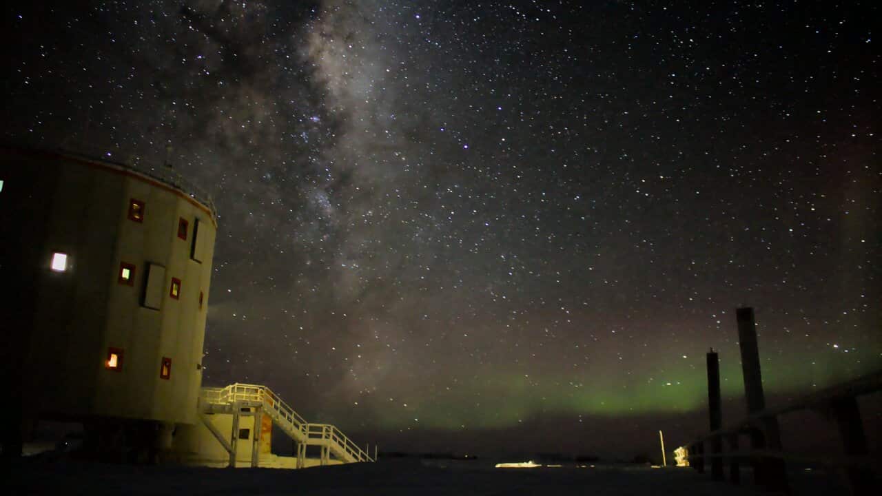 Una suggestiva immagine del cielo stellato visto dalla stazione Concordia