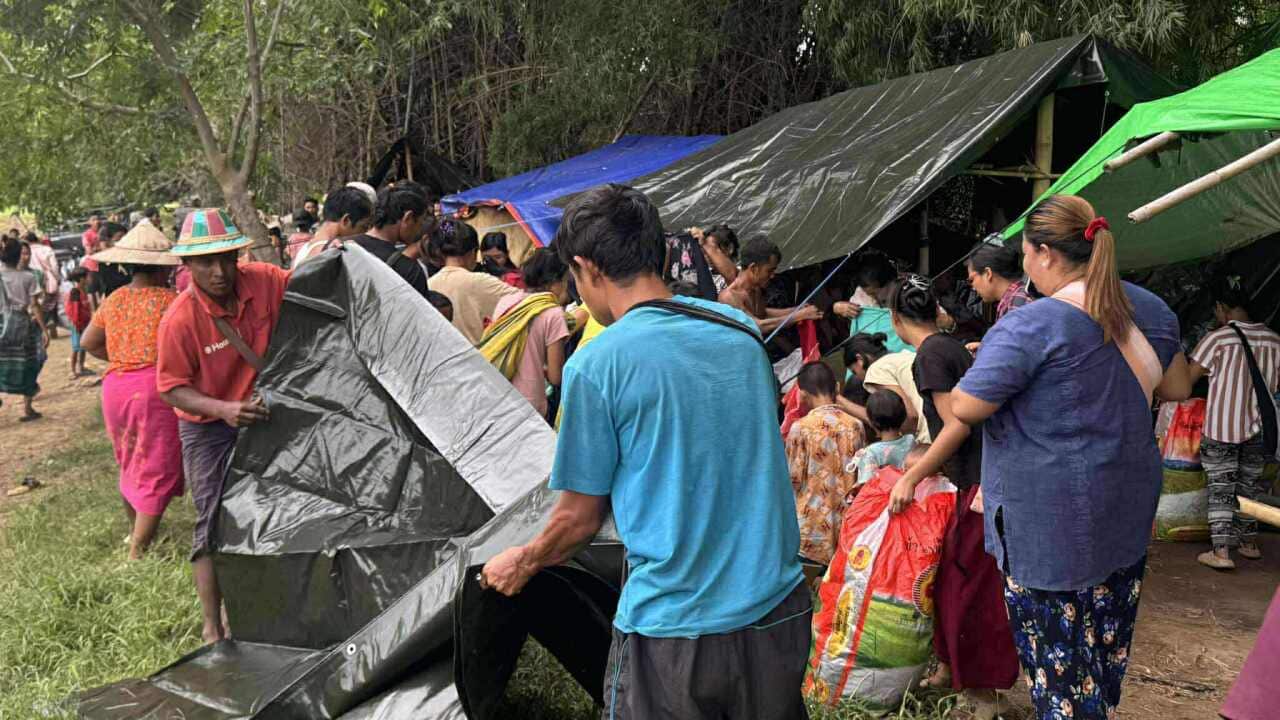 Myanmar IDP, Refugee, Karen refugee