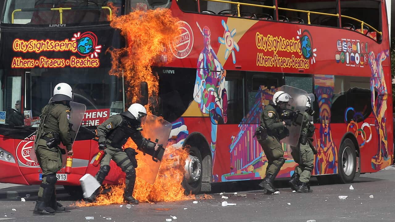 Greece train crash: Thousands march in angry protests Greece train crash: Thousands march in angry protests