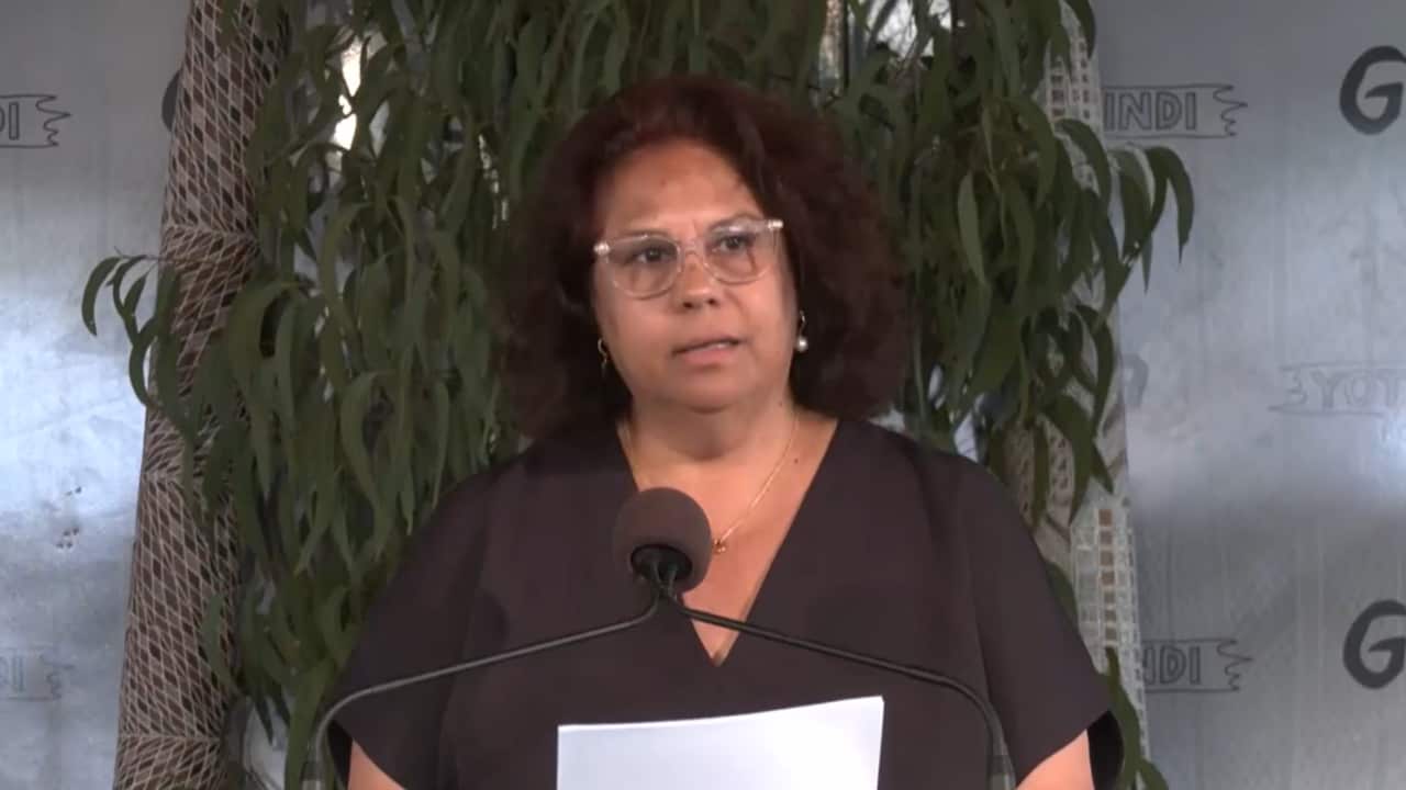 DENISE BOWDEN.PNG