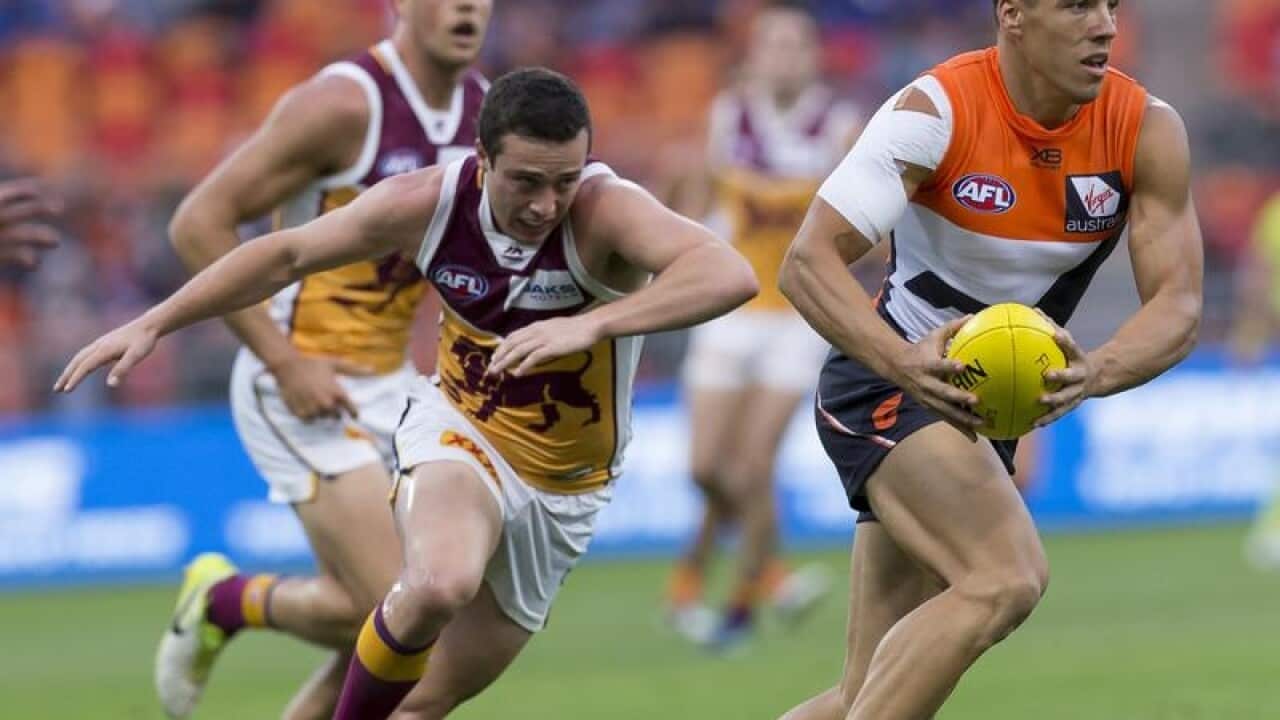 Dylan Shiel of the Giants in action during Round 6.