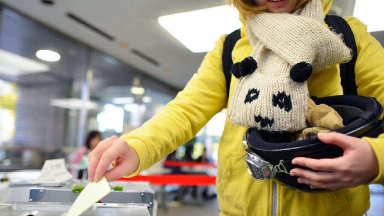 japan_vote_epa_b_121216_1009232836