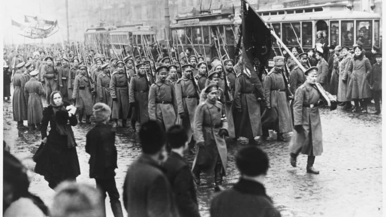 Preobrazhensky Regiment march on Nevsky Prospekt (pro- revolution). March 1917