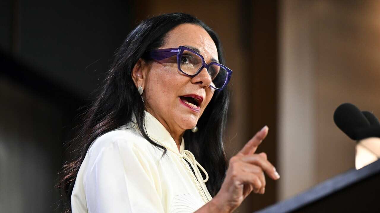 LINDA BURNEY CLUB PRESS