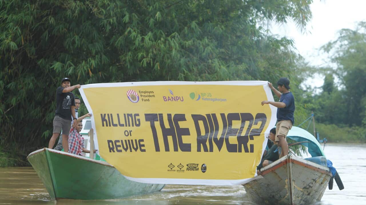 The Tani Muda Santan Farmers protest against the damage to the Central Santan River, Kutai Kartanegara Regency, East Kalimantan Province.
