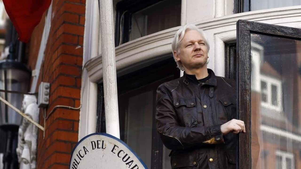 WikiLeaks founder Julian Assange has been visited by officials from the Australian High Commission.