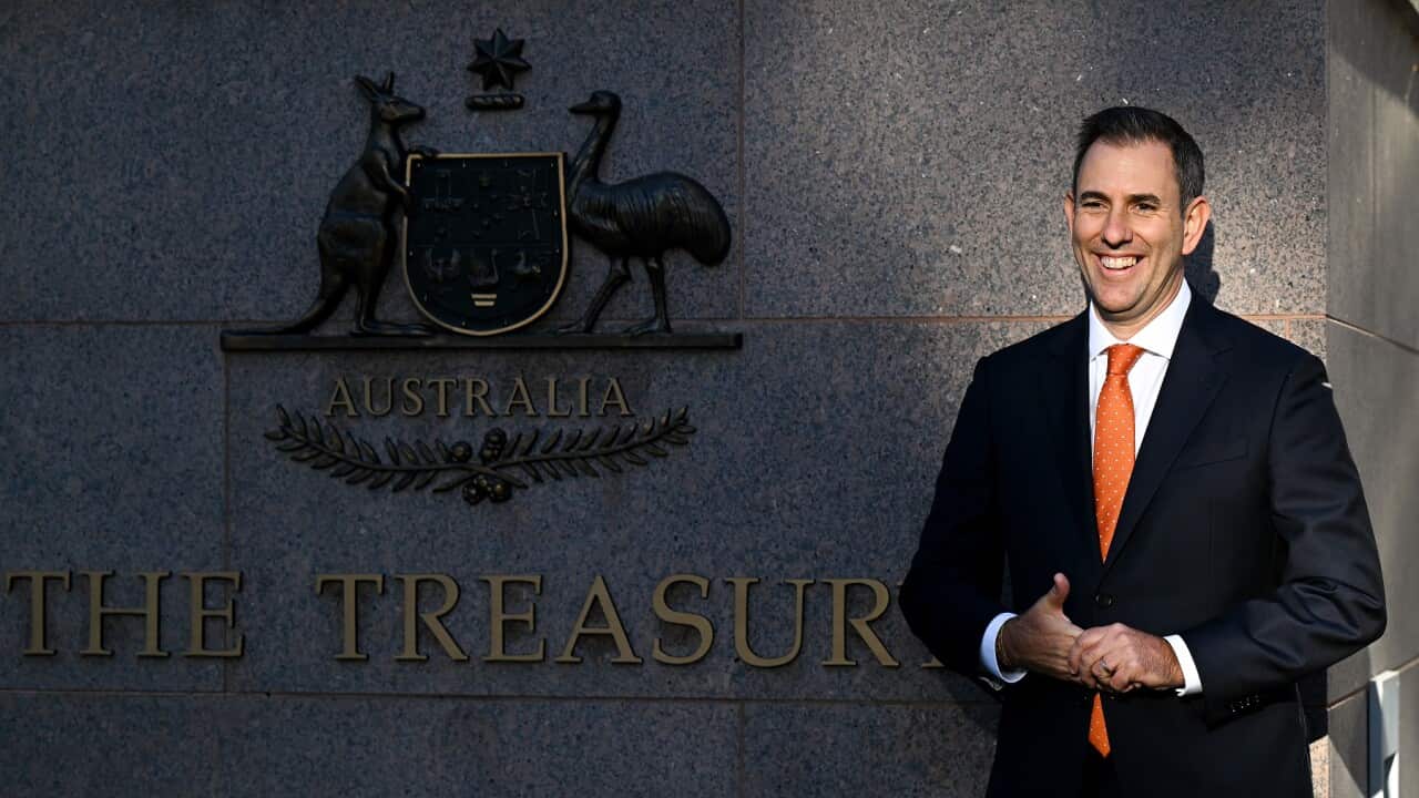 BUDGET23 JIM CHALMERS PORTRAIT