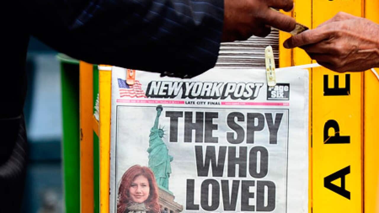 spy_swap_papers_100709_B_getty_879717327