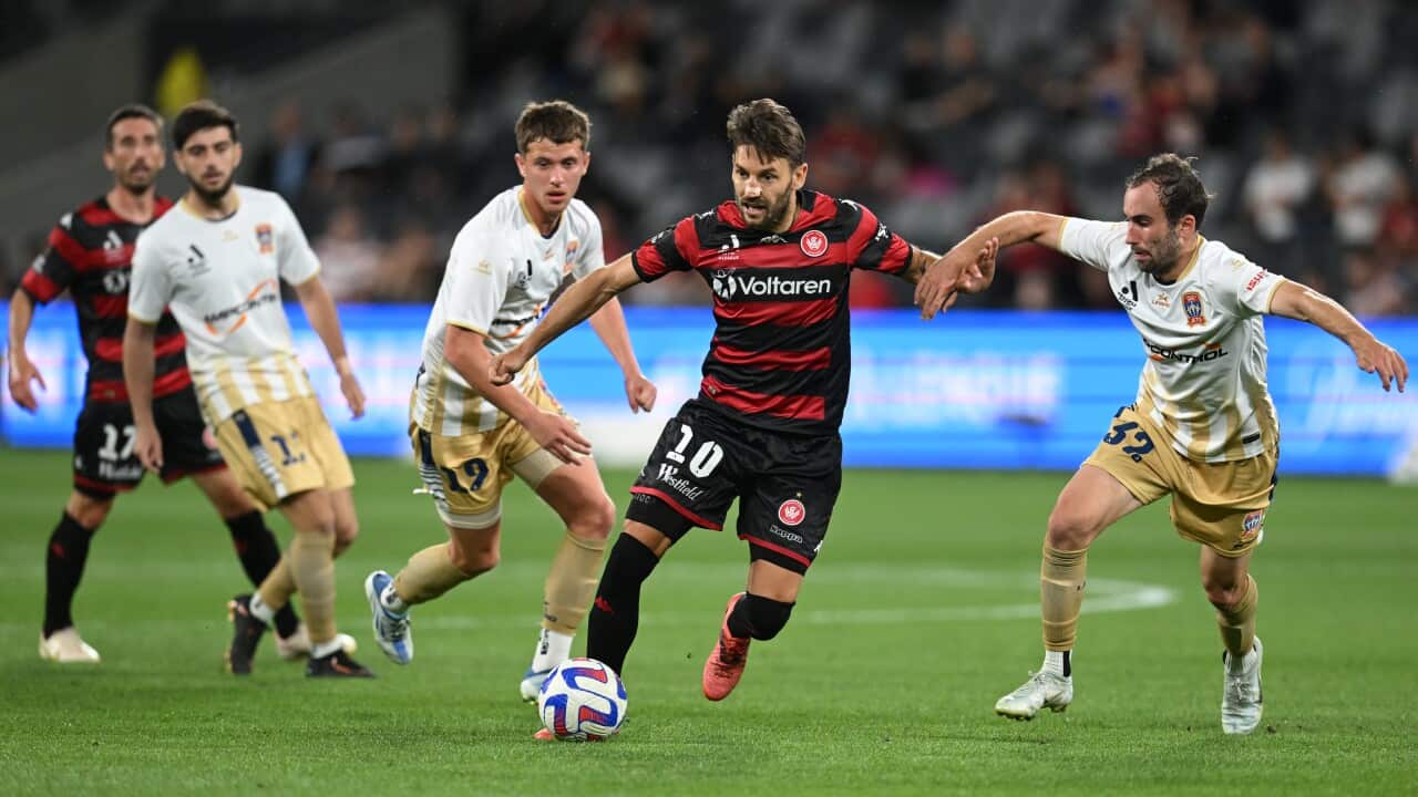 Milos Ninkovic of the Wanderers during the A-League Men's soccer match between the Western Sydney Wanderers and the Newcastle Jets