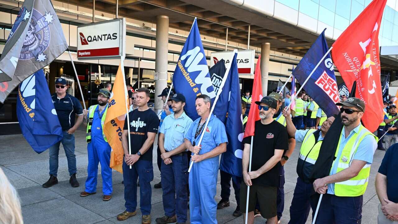 QANTAS ENGINEERS RALLY BRISBANE