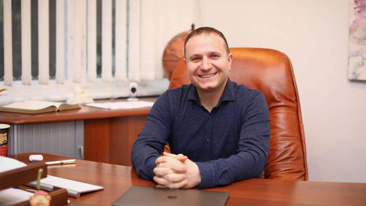 Andrij Pizhevskyy, CEO & Founder of Artinov Holding