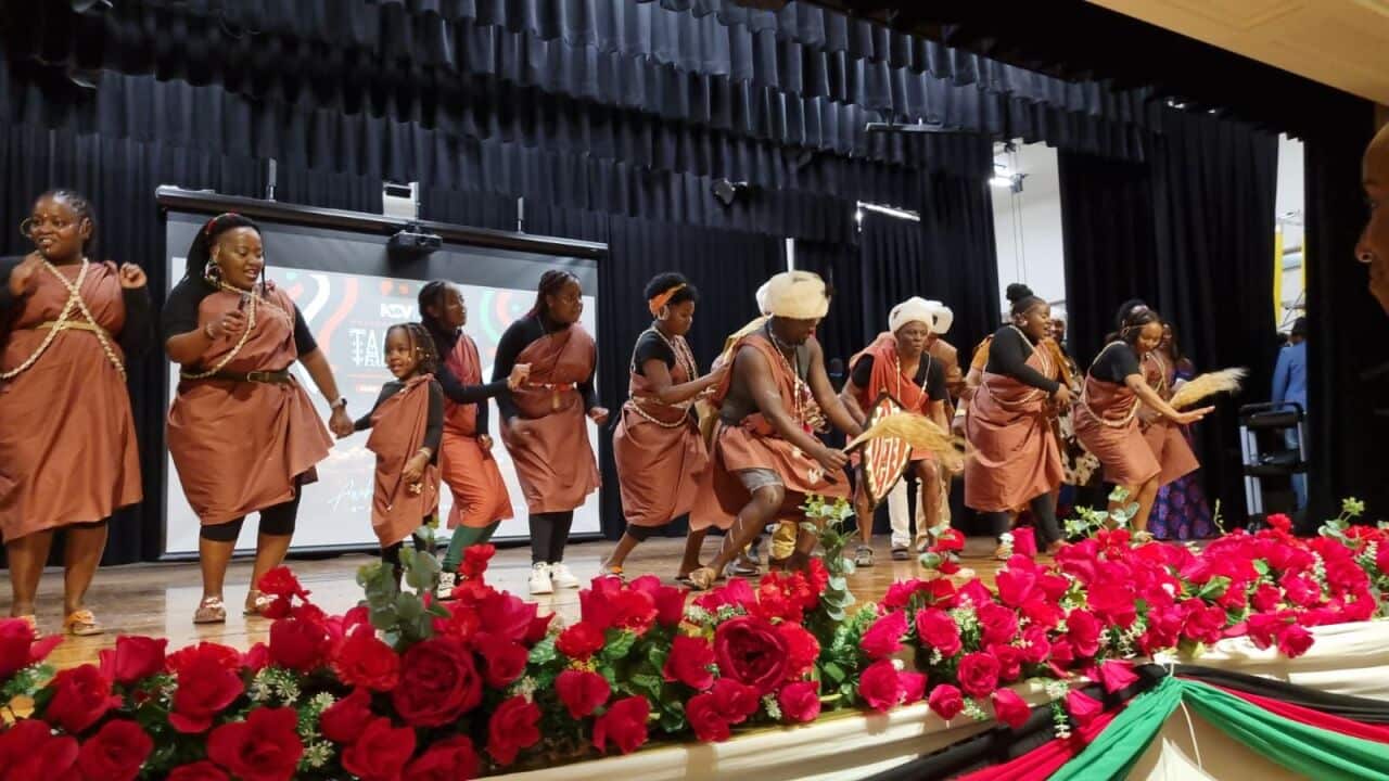 Wanajumuiya ya wakikuyu wanao ishi Melbourne katika tamasha ya utamaduni wa Kenya.jpg