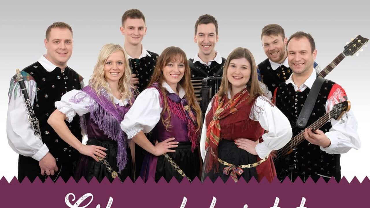 CIK CAK Kvintet slovenske novice.jpg