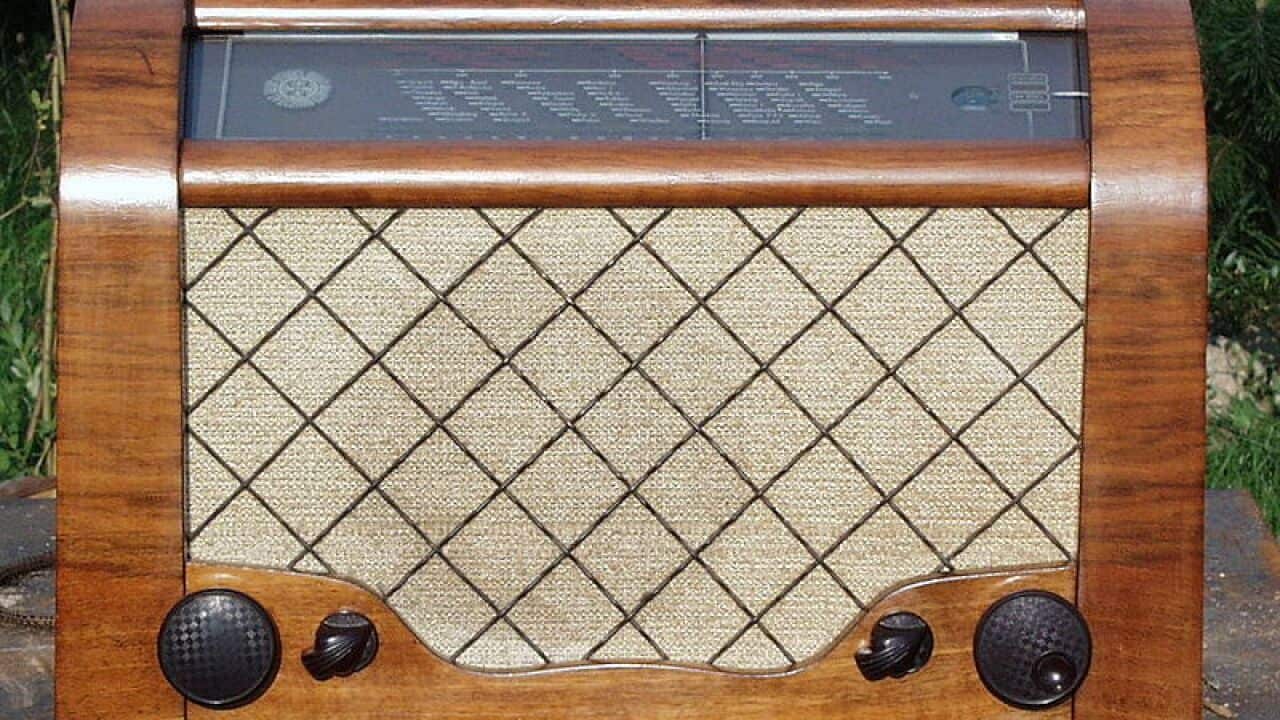 Antique Radio.jpg