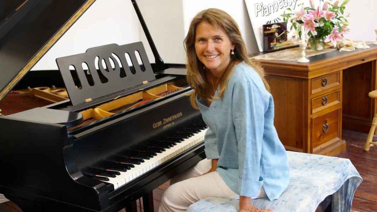 Pianist Anneke Pearton