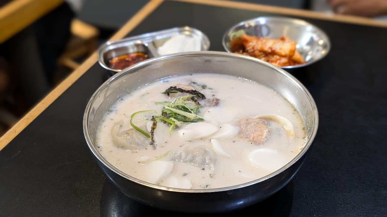Korean rice cake dumpling soup_Mandu.jpg