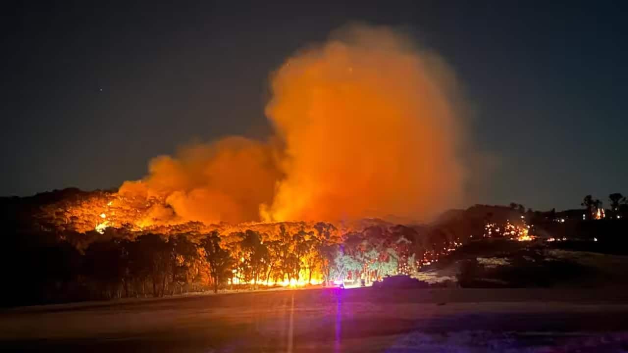 A growing blaze triggered evacuation orders for locals in Longwood, Victoria.
