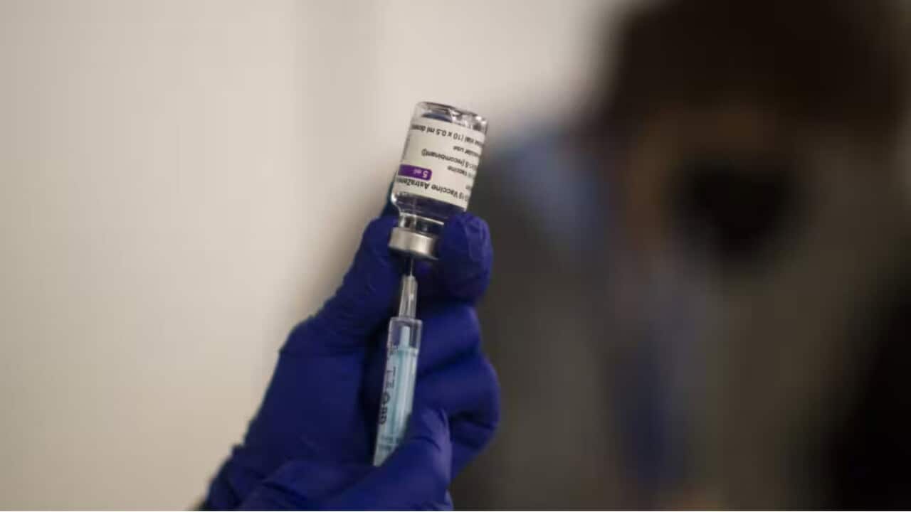 A nurse prepares to administer a dose of AstraZeneca vaccine Source: AAP / Luis Soto / SOPA Images/Luis Soto / SOPA Images/Sipa USA