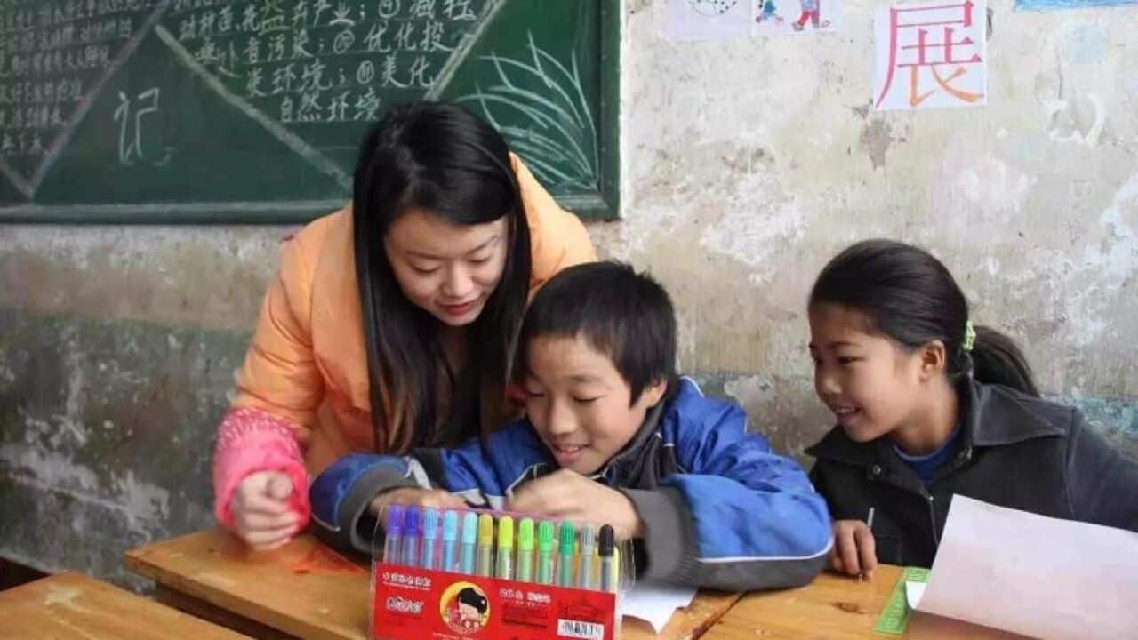 Chinese overseas students in Australia aid education in poor mountainous areas of China