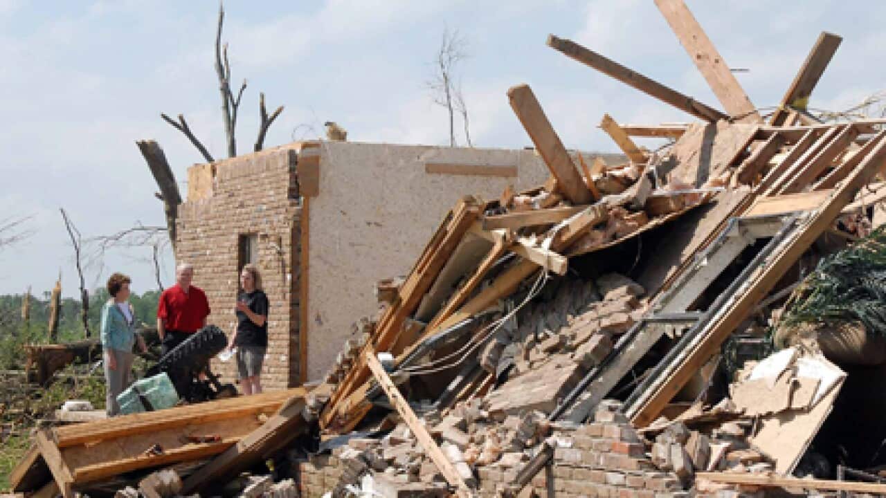 mississippi_tornado_L_100426_ap_1830875613