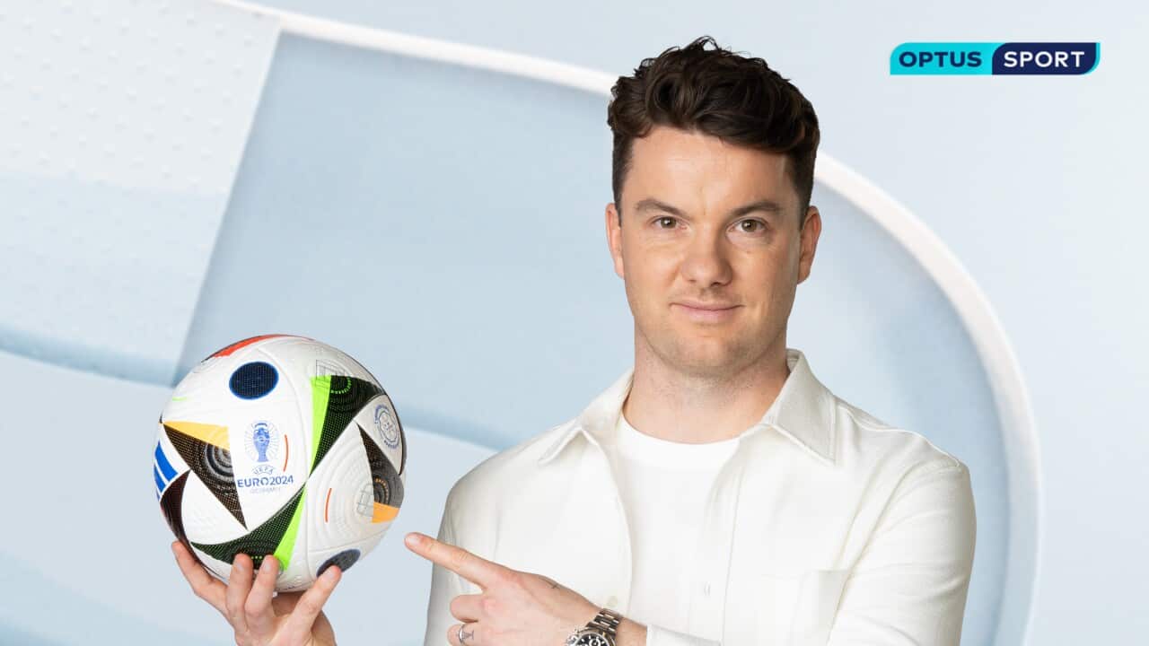 ALEXANDER BAUMJOHANN_PORTRAIT_HORIZ 05.jpg