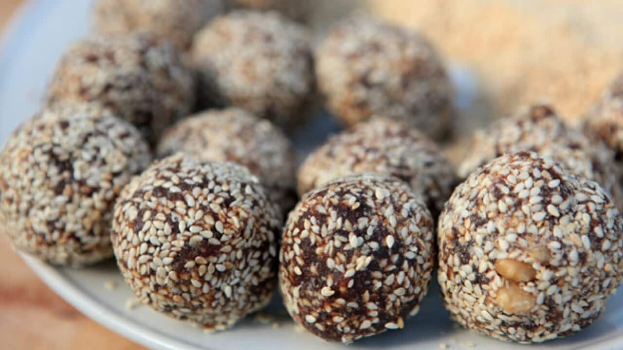 DateandSesameBalls_1143645532