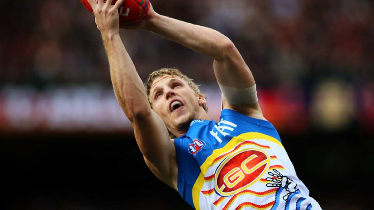 Suns defender Trent McKenzie