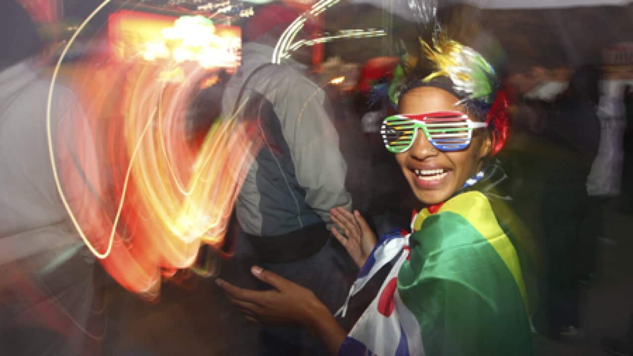 CapeTown_party_100611_B_aap_273205039