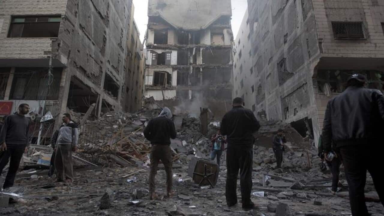 Palestinians check out damage